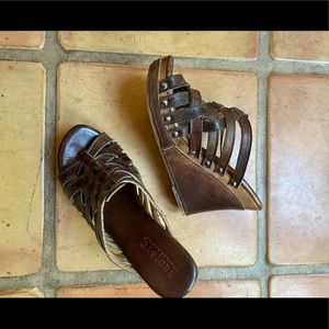 Bed Stu sandal wedge in size 8.   Great condition